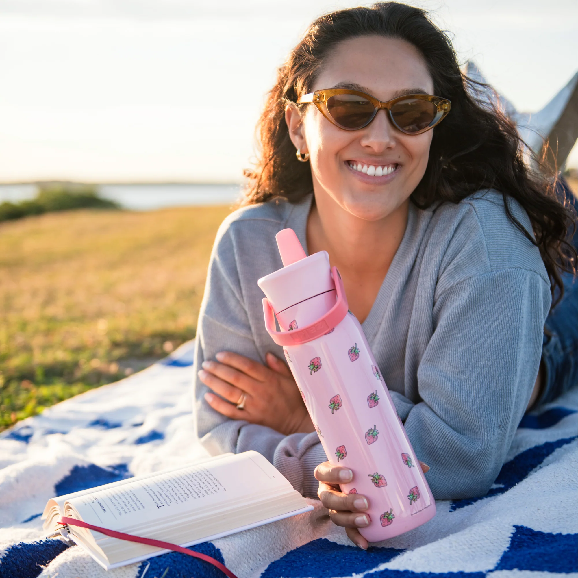 Harmony Straw Bottle, 32 oz. - Image 4